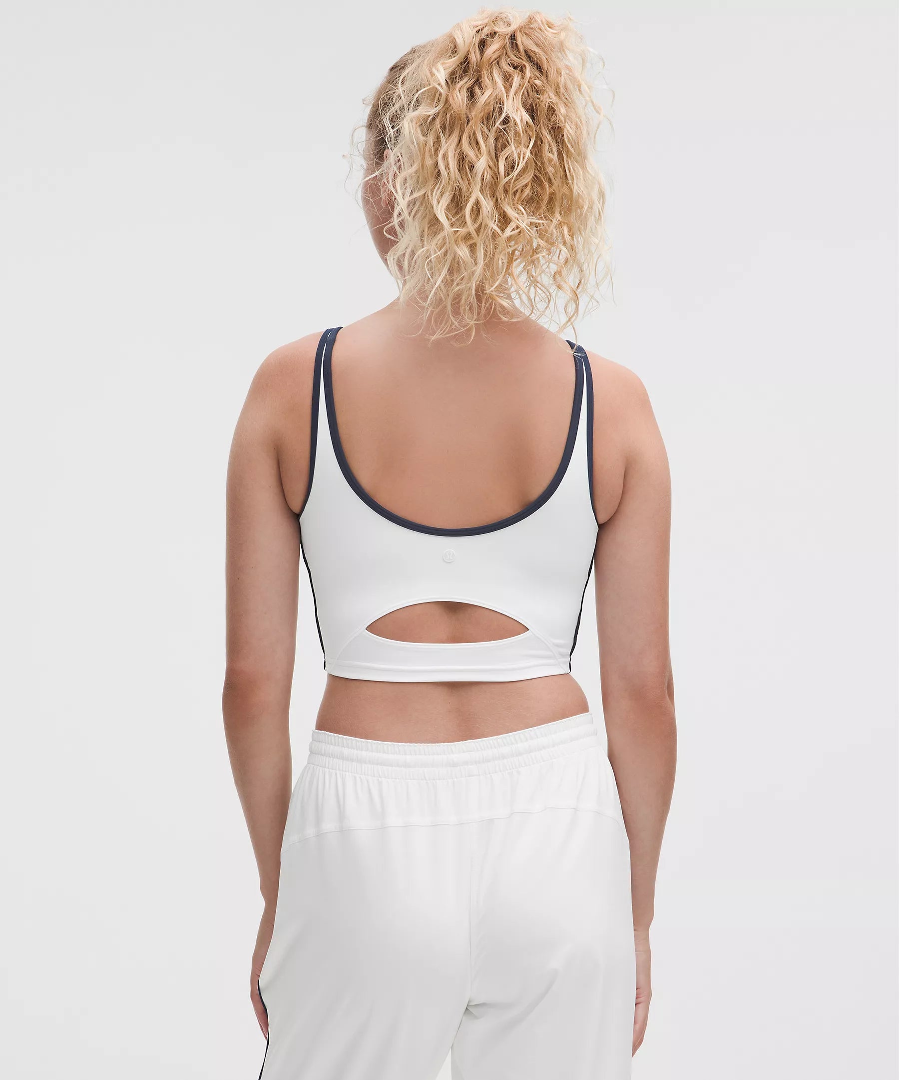 Scoop-Neck Cutout Tennis Tank Top *Medium Support, B/C Cup