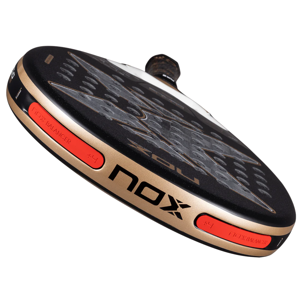 AT10 GENIUS 18K ALUM BY AGUSTIN TAPIA RACKET 2026